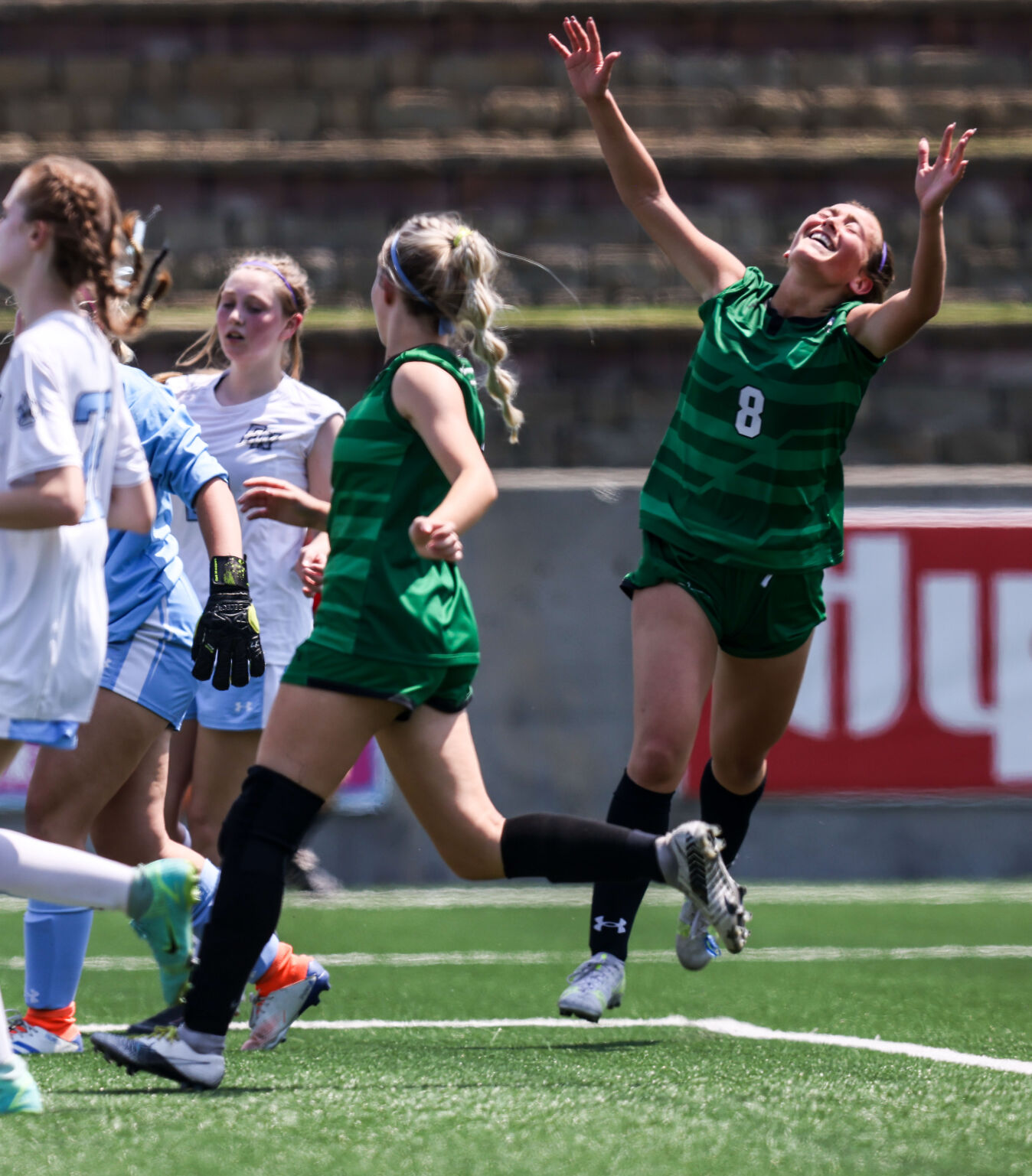 051222-owh-spo-statesoccer-pic-cm004.jpg